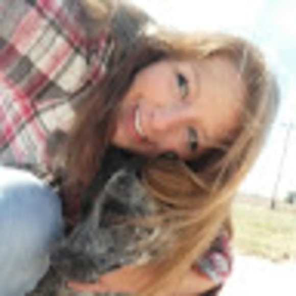 Meet your Posher, Libby - Picture 1 of 1